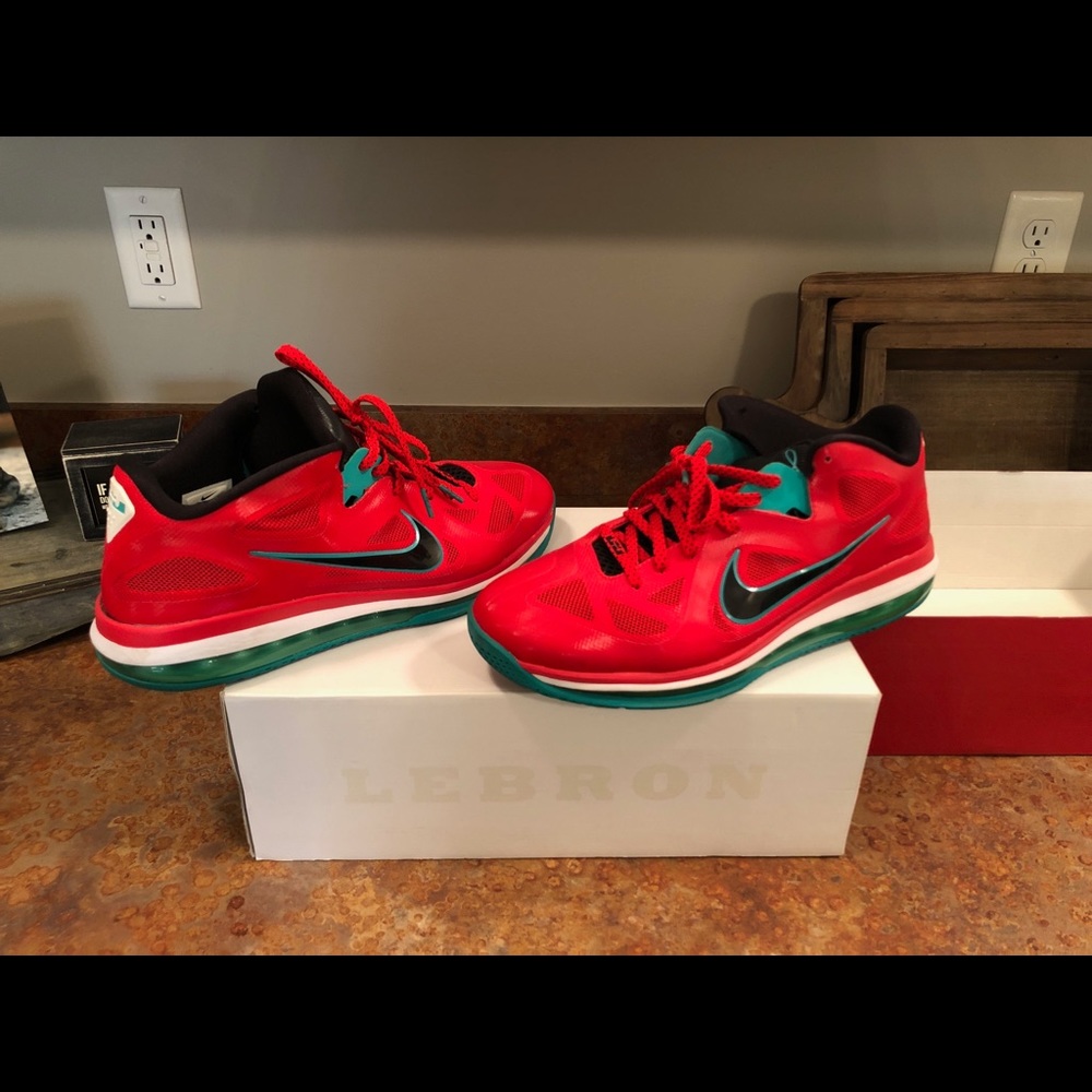 Lebron 9 Low Liverpool